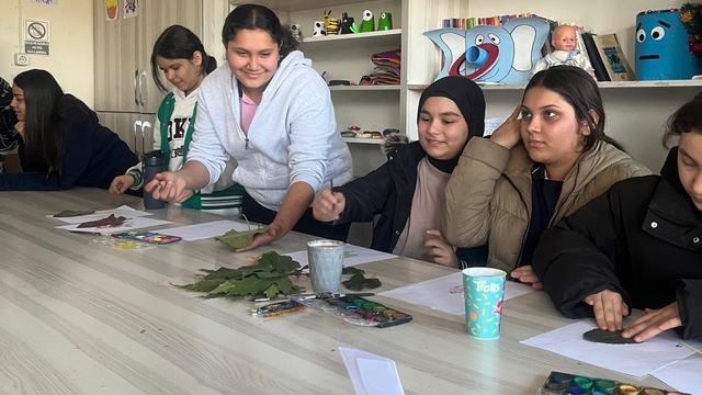 Öğrenciler 'Atölyede 1 gün' projesi ile meslekleri yerinde tanıdı