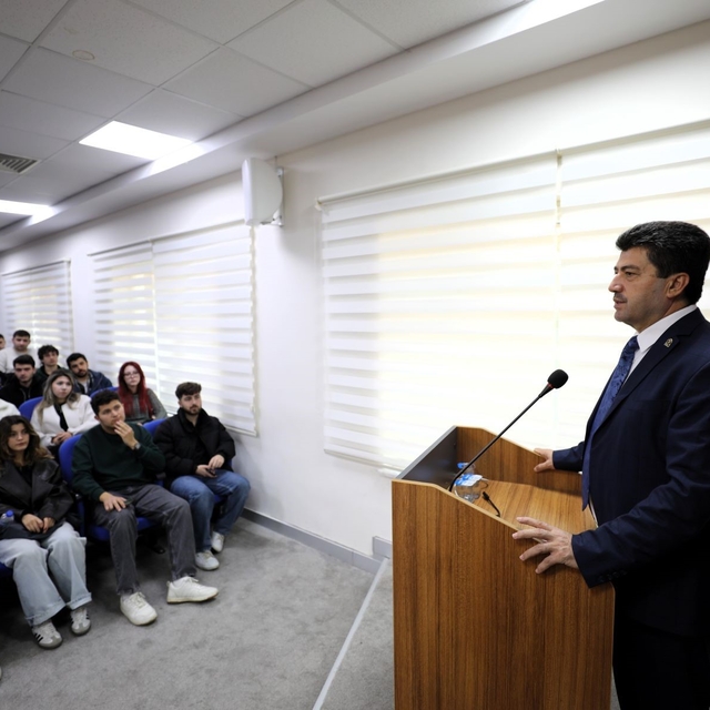 SUBÜ'de 604 öğrenci İŞKUR programıyla işbaşı yaptı