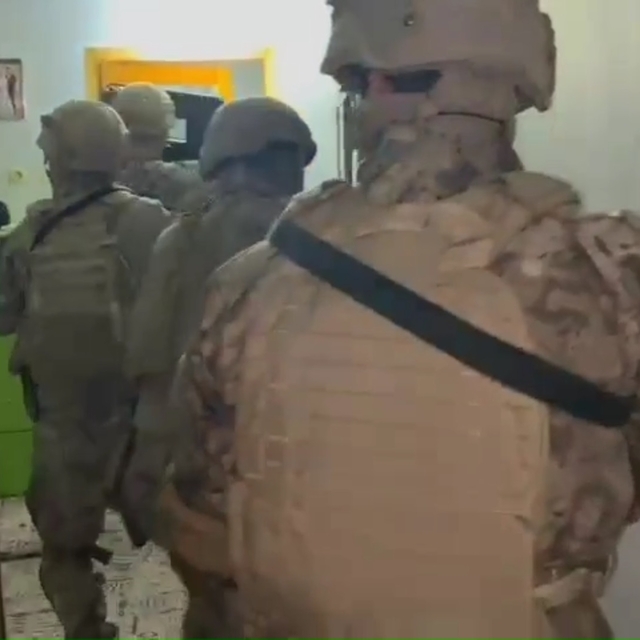 Sakarya'da 250 polisin katıldığı operasyonlarda 16 gözaltı