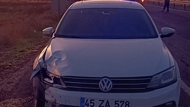 Mardin'de otomobil ile motosikletin çarpıştığı kazada 4 kişi yaralandı