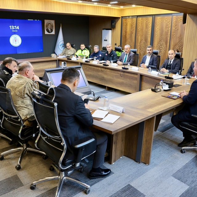 Erzincan'da kış trafik tedbirleri masaya yatırıldı