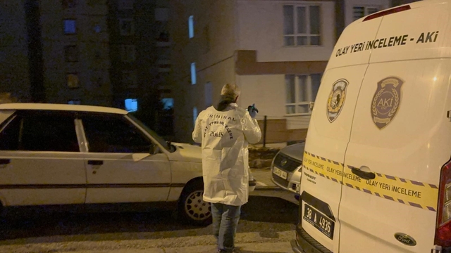 Borcu olduğu iddia edilen şahıs intihar etti
Kayseri'de 24 yaşındaki şahıs binanın bodrumunda intihar etti