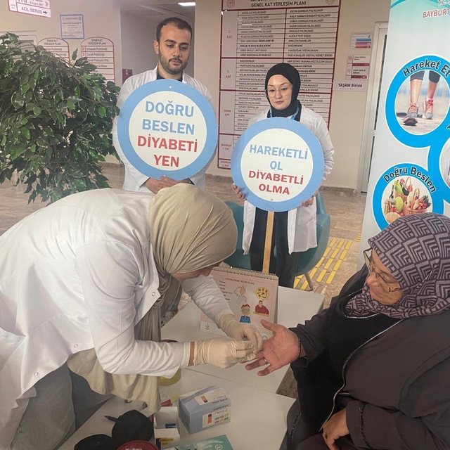 Bayburt'ta vatandaşlar diyabet hastalığı hakkında bilgilendirildi