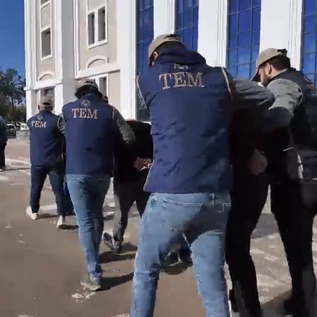 Adıyaman'da terör örgütüne şafak operasyonu