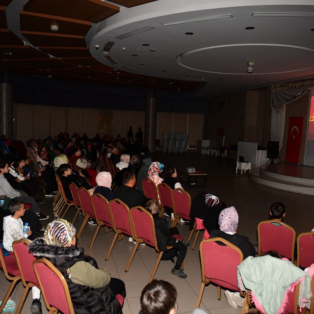 Efsane sporcu Naim Süleymanoğlu Osmangazi'de anıldı