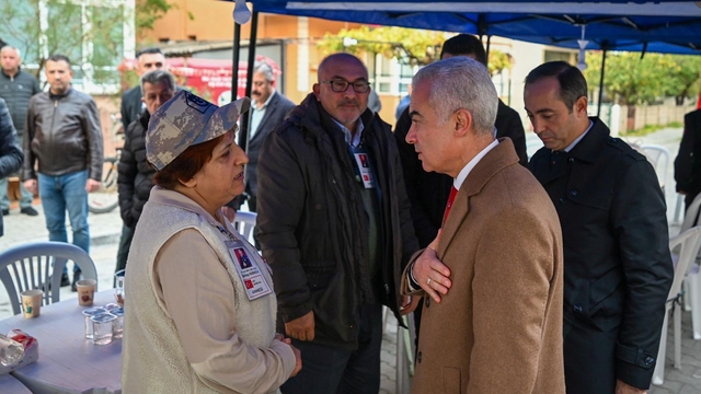 Kırklareli Valisi Turan, şehit Berkay Karaca'nın ailesini ziyaret etti