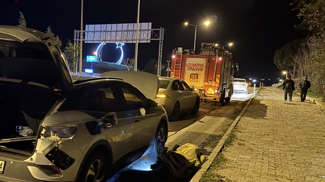 Edirne'de tırdan düşen demir parçasına çarpan elektrikli araçta hasar oluştu