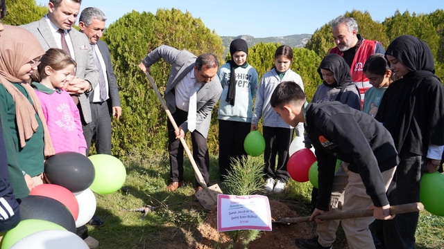 Gazze'deki çocukların hatırasına Muğla'da anlamlı fidan dikimi programı