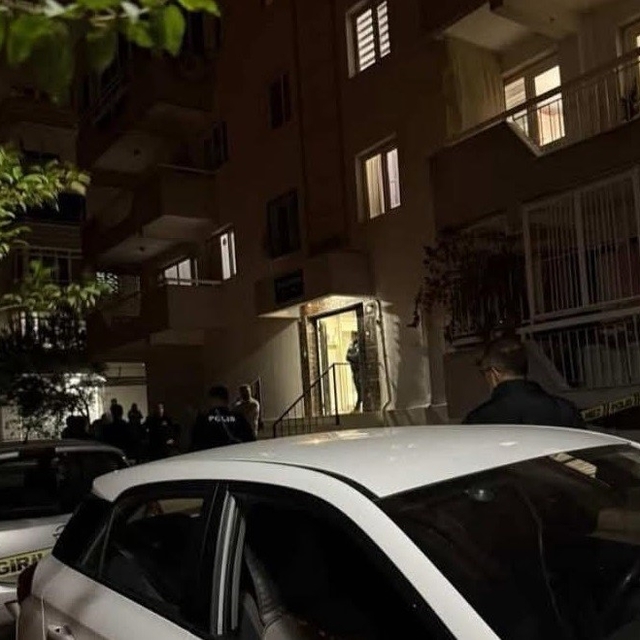 İzmir'de karısını öldüren kişi intihar etti