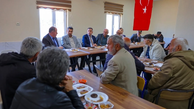 Bayburt'ta köy sakinleriyle buluşmalar devam ediyor