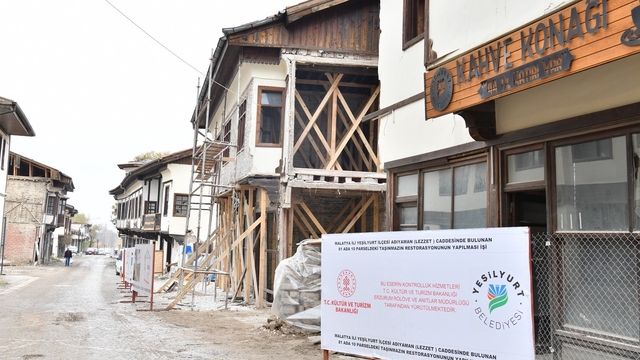 Başkan Geçit, "Kadim Çırmıhtı, Köy Evleri ve restorasyon projeleriyle ayağa kalkıyor"