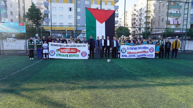 Diyarbakır'da "Gazze Kardeşlik Futbol Turnuvası" başladı