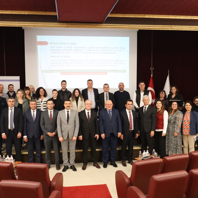 Adalet ve Sanayi İş Birliği Forumu Manisa'da gerçekleştirildi