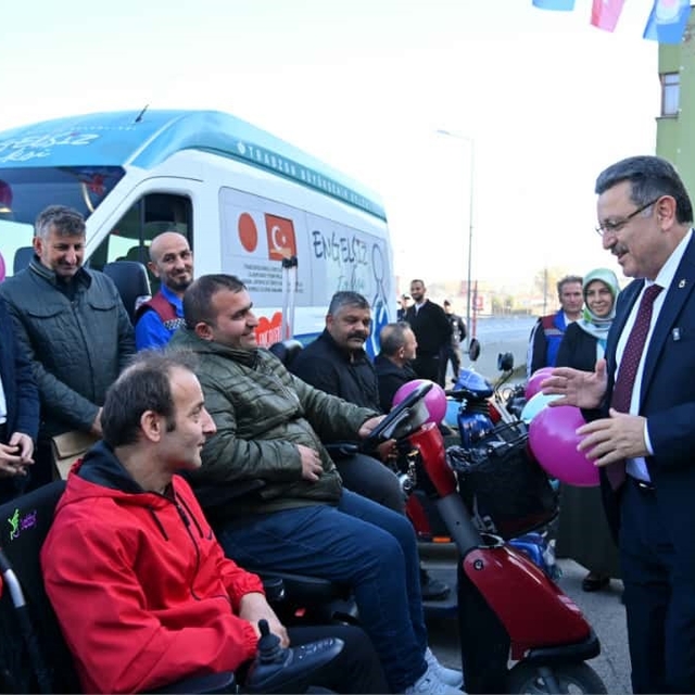 Trabzon'da Engelsiz Taksi'nin ikincisi hizmete başladı