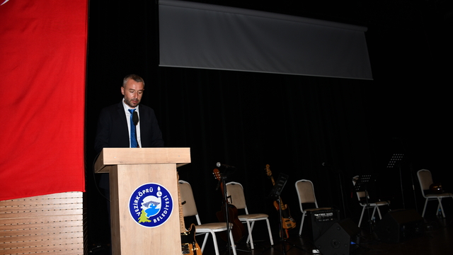 Vezirköprü Eğitim-İş'ten 24 Kasım Öğretmenler Günü konseri