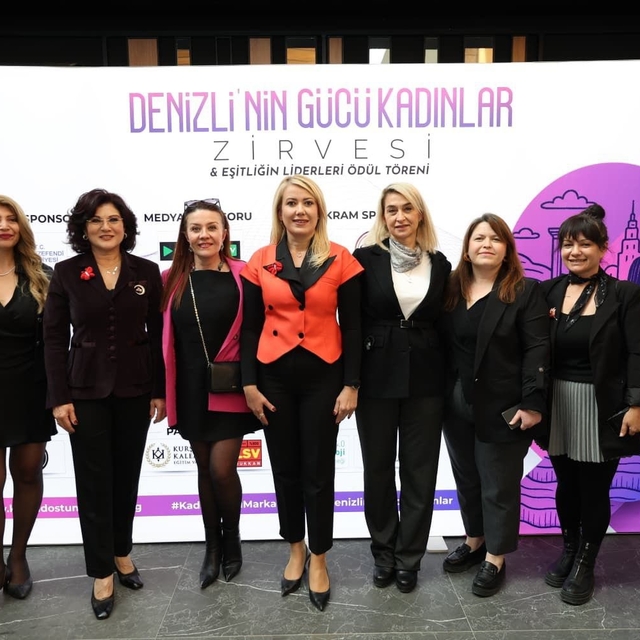 Denizli'nin Gücü Kadınlar Zirvesi Merkezefendi'de gerçekleşti