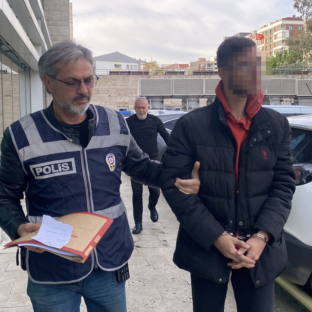 Husumetlisinin otomobilini kurşunlayan şüpheliye gözaltı