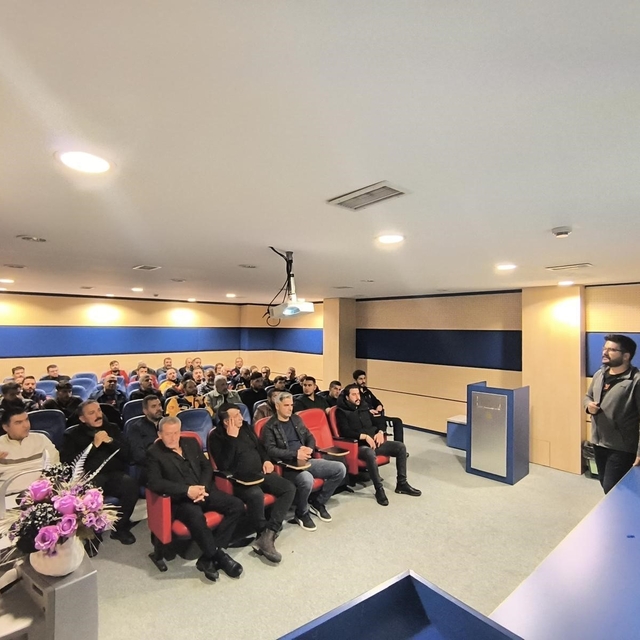 Elazığ'da ambulans şoförlerine eğitim