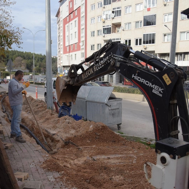 Hamsu Köprüsü çevresinden belediyeden kapsamlı çalışma
