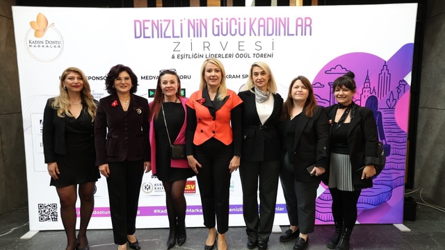 Denizli'nin Gücü Kadınlar Zirvesi Merkezefendi'de gerçekleşti