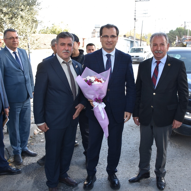 Kaymakam Güldoğan, talepleri yerinde dinliyor