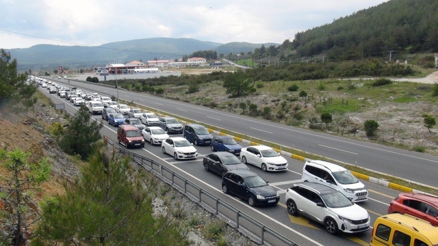 Muğla'da her 4 kişiden 1'inin otomobili var