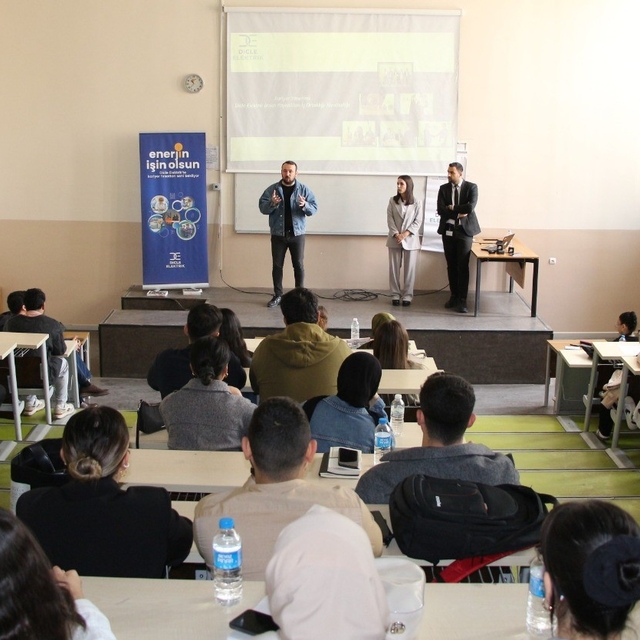 Dicle Elektrik'ten üniversite öğrencilerine kariyer desteği