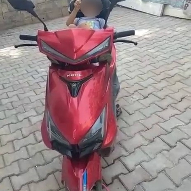 Park halindeki motosiklet çalındı