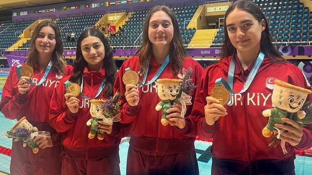 MCBÜ öğrencisi Toker, milli takıma altın madalya getirdi