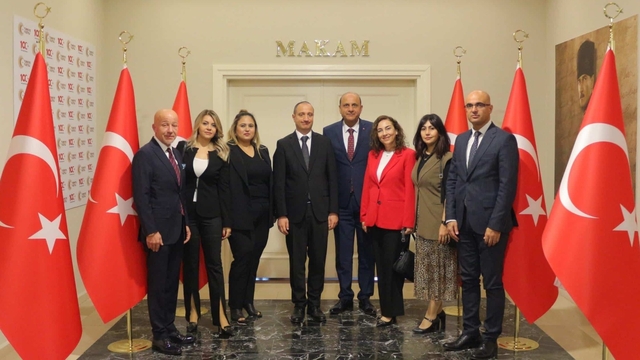 Tarsus Kaymakamı Mehmet Ali Akyüz öğretmenleri ağırladı