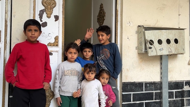 Zor şartlarda yaşayan 6 yetim çocuklu aile için yeni bir hayat başladı