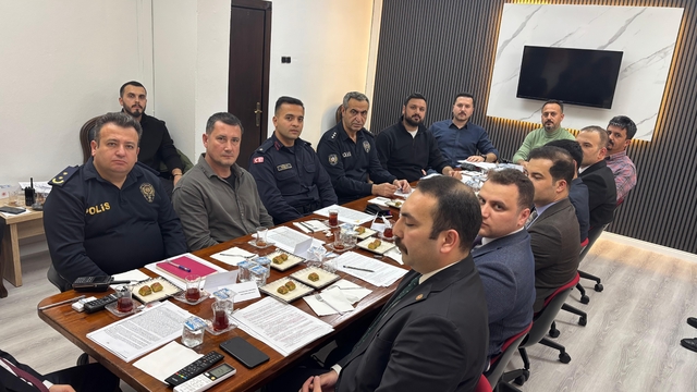 Bafra'da dolandırıcılık soruşturmalarının daha etkin yürütülmesi için toplantı yapıldı