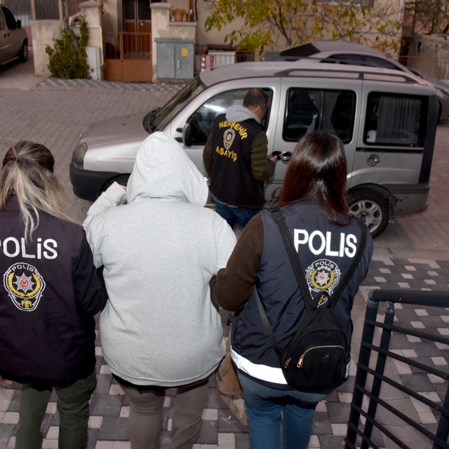 Nevşehir'de 'fuhuş' operasyonu: 5 gözaltı