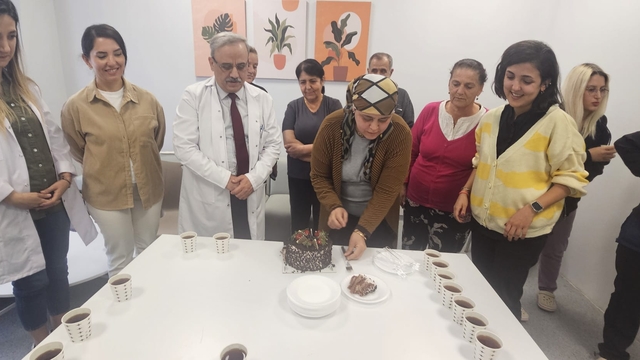 Defne Devlet Hastanesi'nde hasta ve yakınlarına el sanatları kursu veriliyor