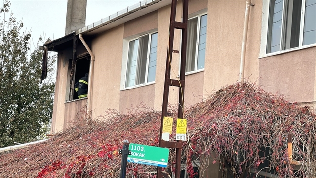 Muratlı'da ev yangını: 1 kişi dumundan etkilendi