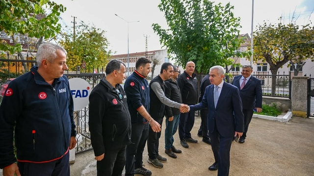 Kırklareli Valisi Turan, kurum ziyaretlerinde bulundu