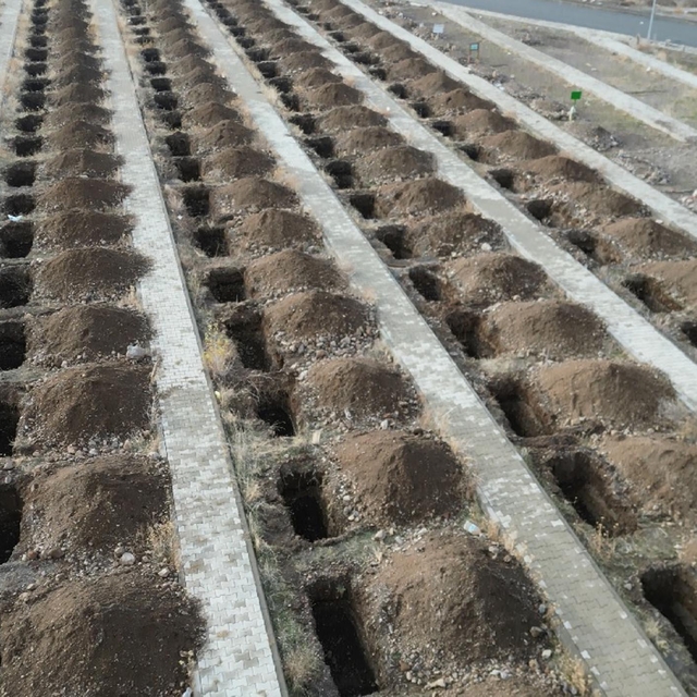 Erzurum'da dondurucu soğuklar öncesi '500 kışlık mezar' kazıldı