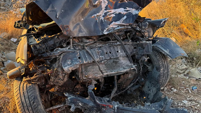 Mardin'de şarampole devrilen otomobildeki 3 kişi yaralandı