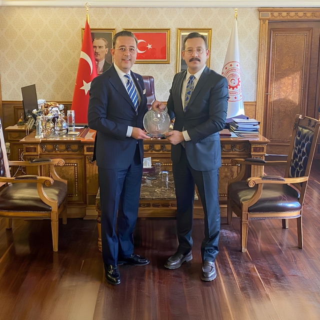 Denizli sanayisinin rekabet artırmak için DSO yönetimi Ankara'da önemli gör...