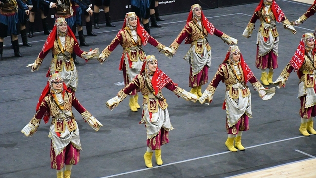 Yunusemre'de halk oyunları heyecanı başlıyor