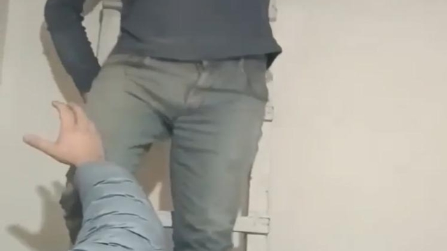 Eskişehir'de firari hükümlü, çatı izolasyonunda saklanırken yakalandı