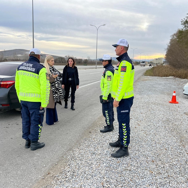 Altıntaş Kaymakamı Ayşegül Yıldırım yol denetimine katıldı