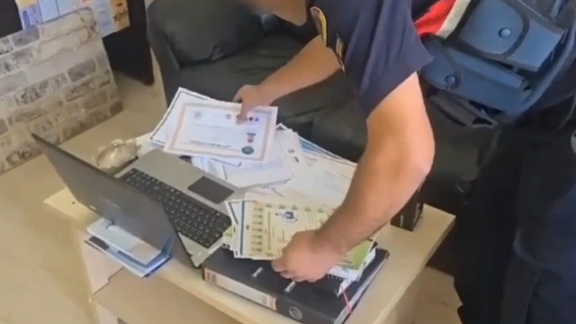 Ustalıktan kalfalığa, ehliyetten SRC'ye kadar sahte belge hazırlamışlar:  7 tutuklama