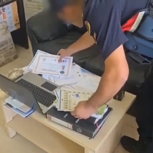 Ustalıktan kalfalığa, ehliyetten SRC'ye kadar sahte belge hazırlamışlar:  7...