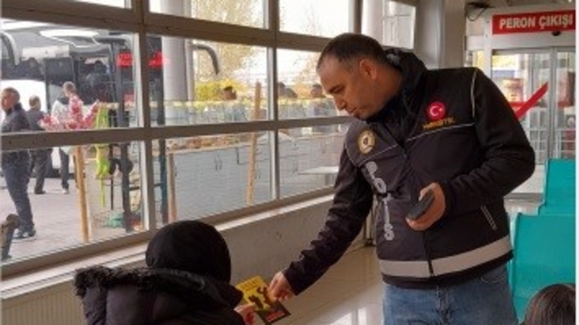 Niğde'de narkotik bilgilendirme çalışmaları sürüyor