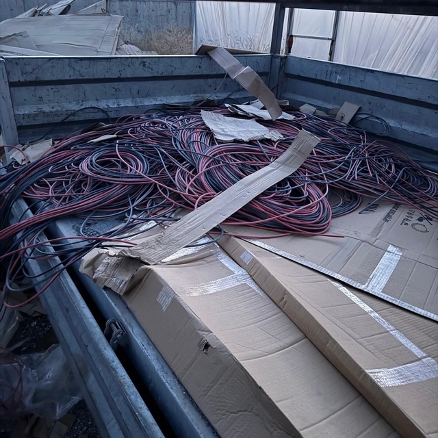 Van'da kablo hırsızlığına 2 tutuklama