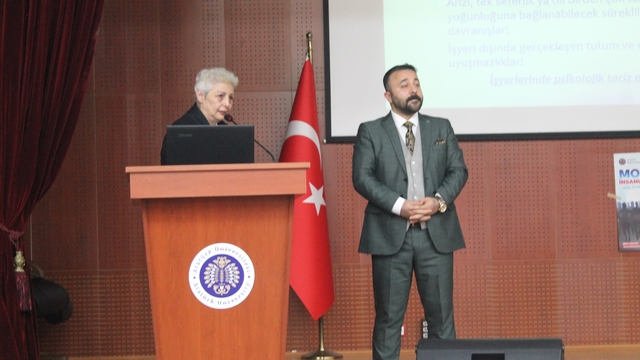 Erzurum'da "İşyerinde psikolojik taciz Mobbing" paneli
Alcan: "Mobbing görmezden gelindiğinde şiddete dönüşüyor"
Yıldız: "Mobbing, hukuki olarak dağınık ama tanımlanabilir bir olgu"