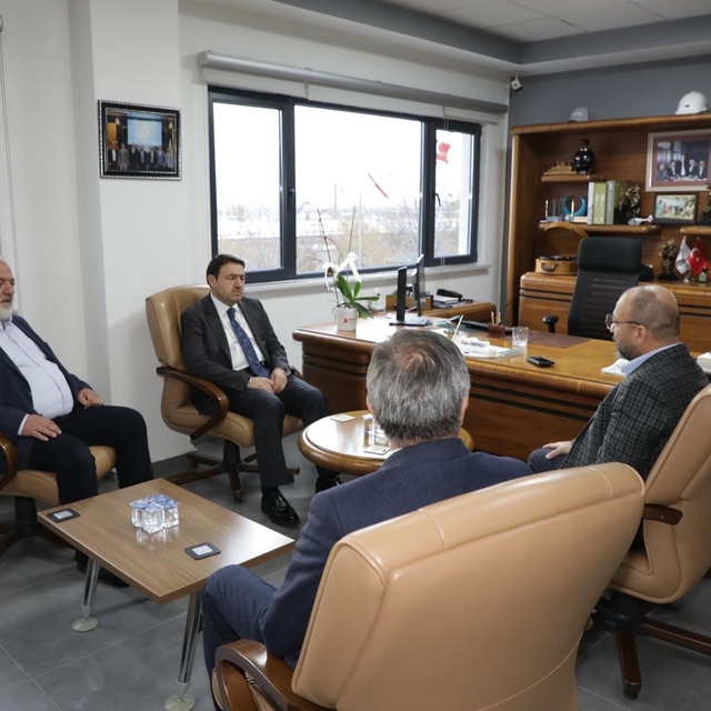 Kütahya Valisi Musa Işın'dan Eskioğlu ailesine taziye ziyareti