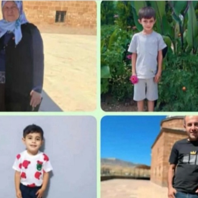 Diyarbakır'da 5 aracın karıştığı kazada ölen 4 kişi toprağa verildi