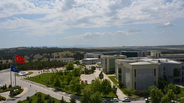 Uşak Üniversitesi 'Kalite Yönetim Sistemi' sertifikasını yeniledi
